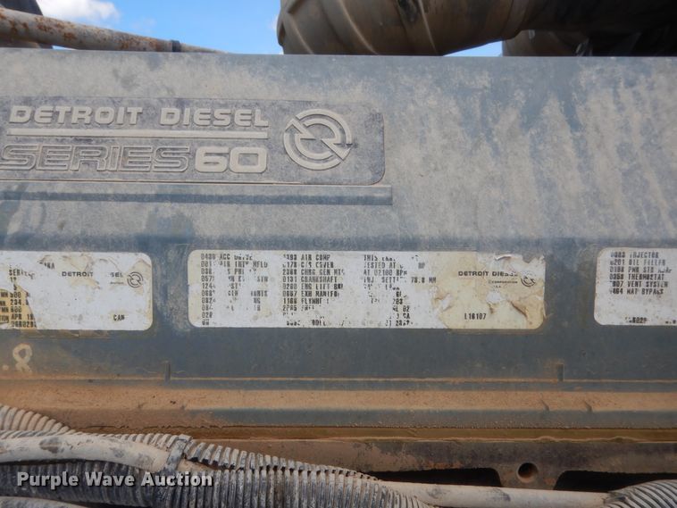 image for item HB9284 1997 Freightliner FLD  semi truck