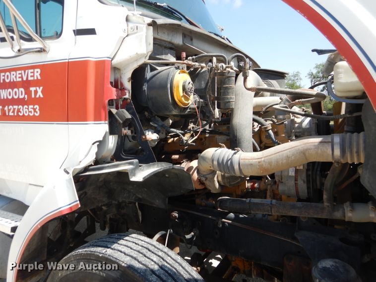 image for item HC9057 1988 Ford AT9513  semi truck