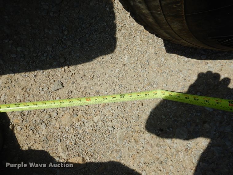 image for item HC9057 1988 Ford AT9513  semi truck