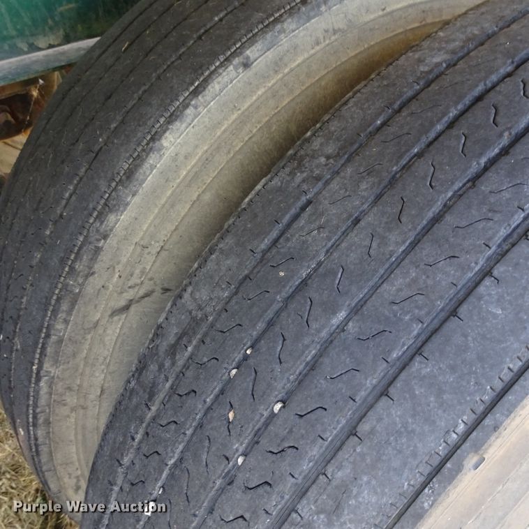 image for item HC9065 1986 Fruehauf TEA-F2-R-3800 tank trailer