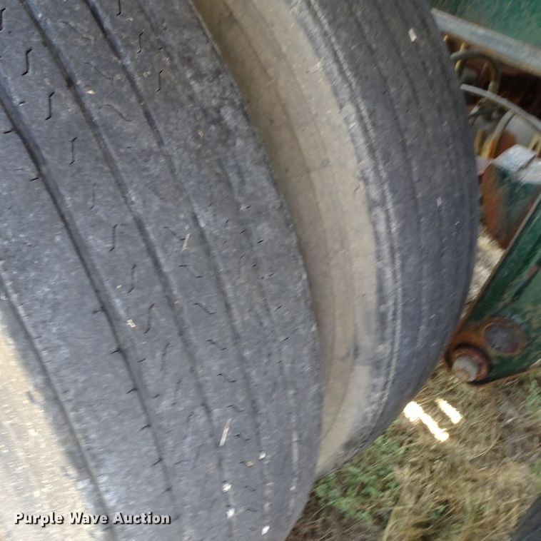 image for item HC9065 1986 Fruehauf TEA-F2-R-3800 tank trailer