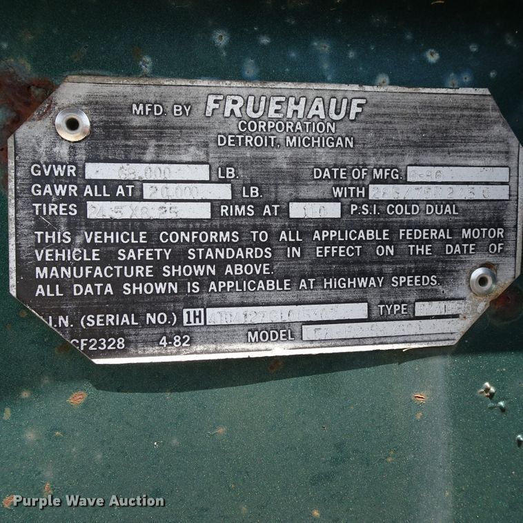 image for item HC9065 1986 Fruehauf TEA-F2-R-3800 tank trailer