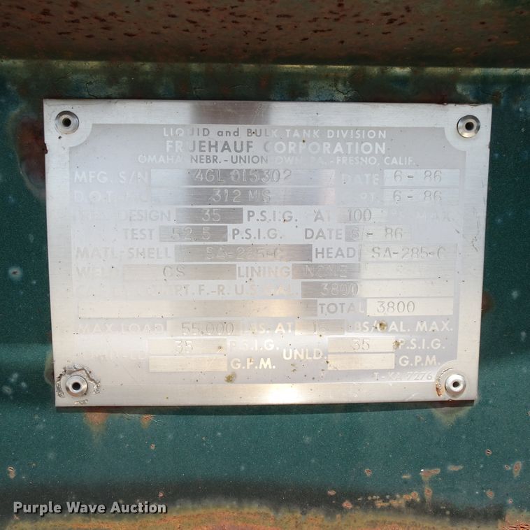 image for item HC9065 1986 Fruehauf TEA-F2-R-3800 tank trailer