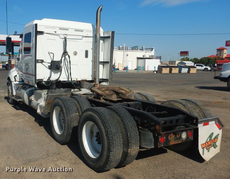 image for item HM9238 2012 International ProStar  semi truck