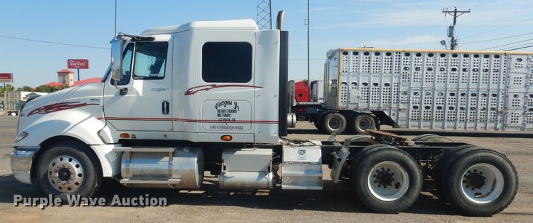 image for item HM9238 2012 International ProStar  semi truck