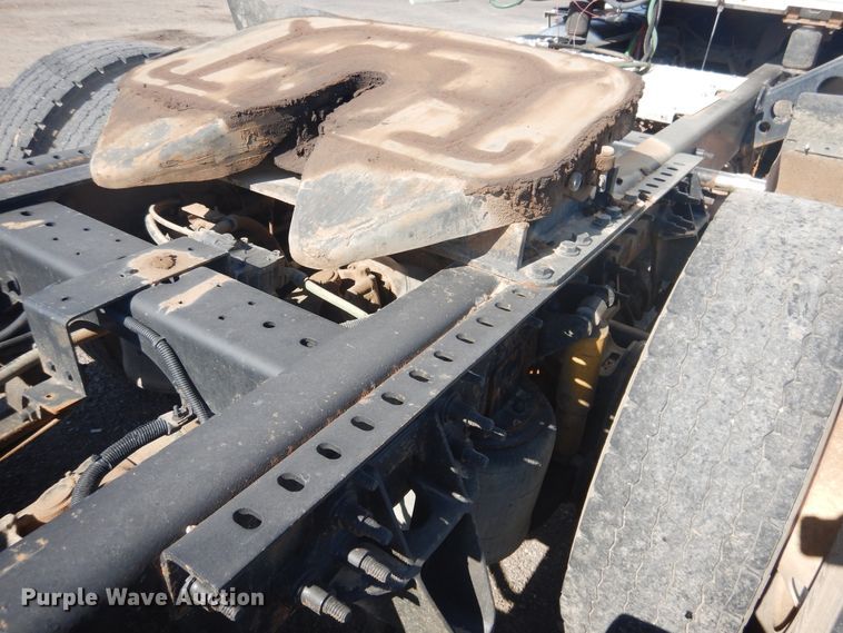 image for item HM9238 2012 International ProStar  semi truck