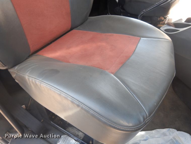 image for item HM9238 2012 International ProStar  semi truck