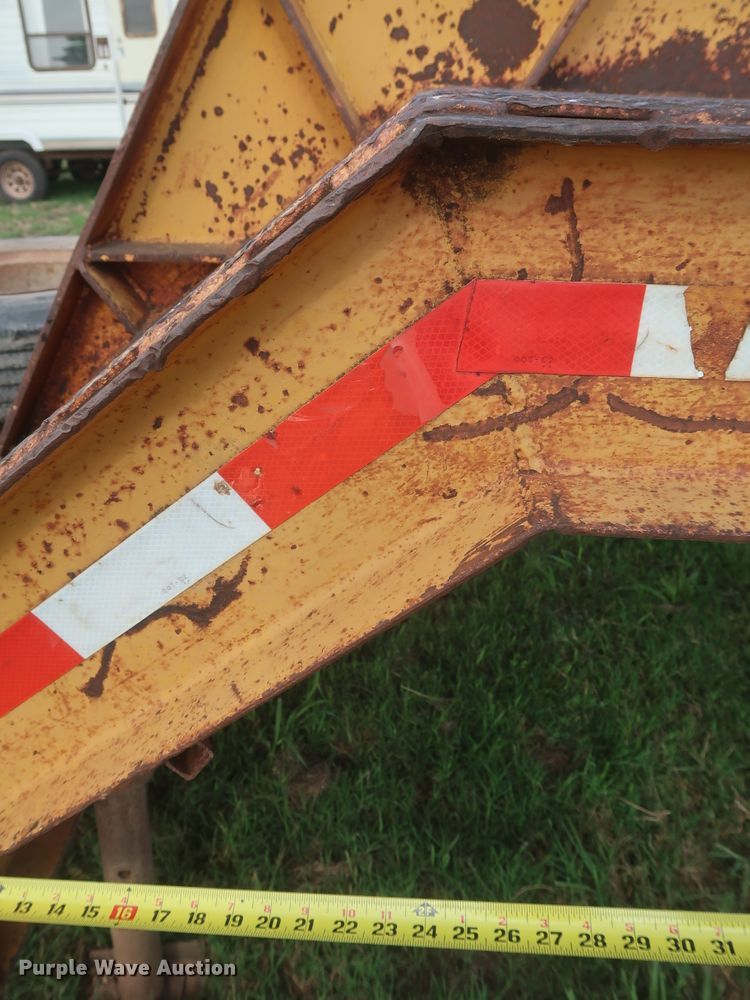 image for item HT9646 1973 Load King CS252 drop deck equipment trailer