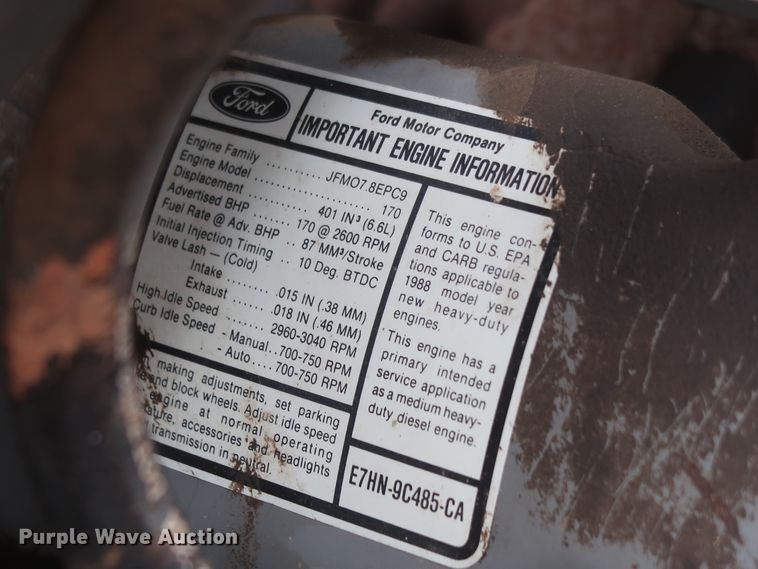 image for item HT9647 1988 Ford L7000  semi truck