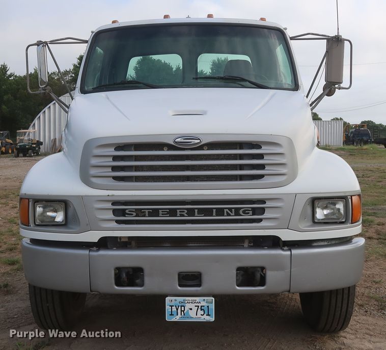 image for item HT9652 2005 Sterling Acterra  semi truck