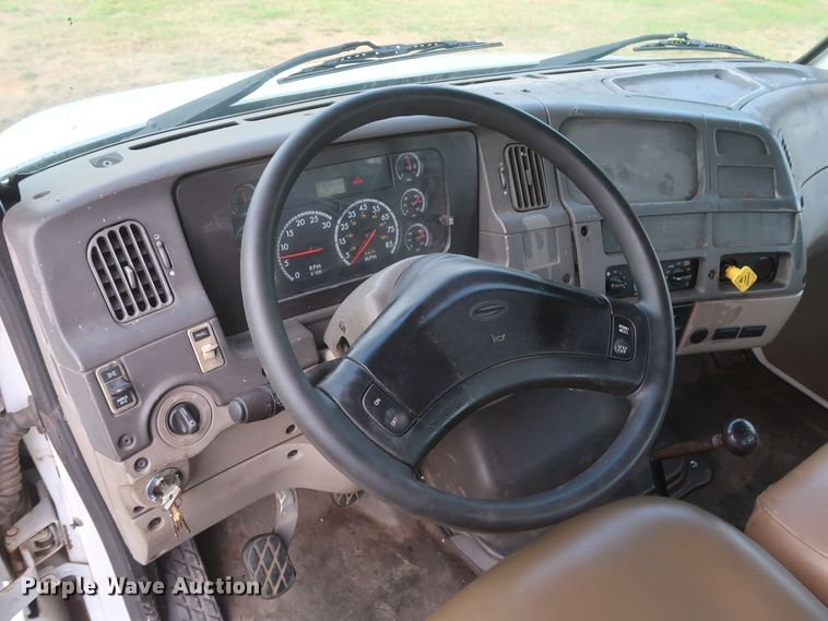 image for item HT9652 2005 Sterling Acterra  semi truck