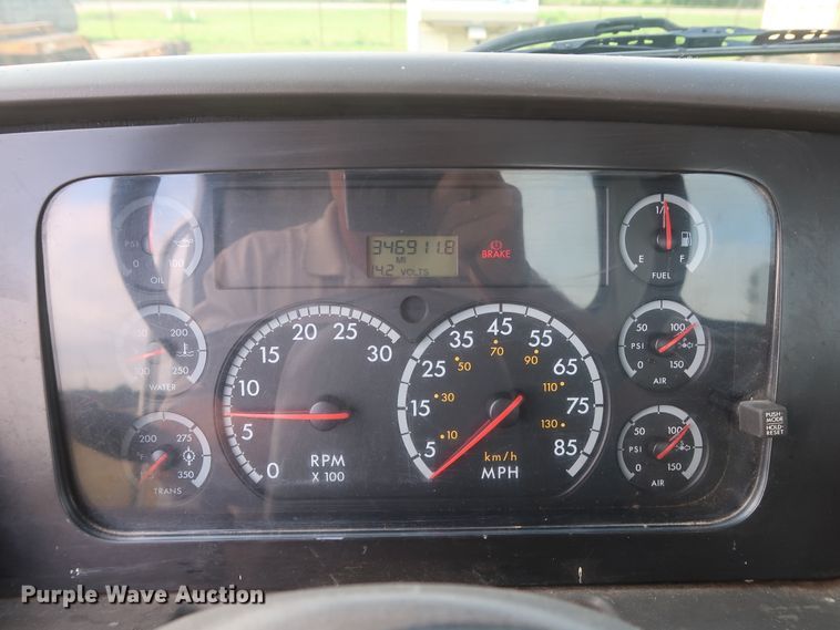 image for item HT9652 2005 Sterling Acterra  semi truck