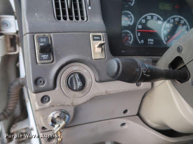 image for item HT9652 2005 Sterling Acterra  semi truck