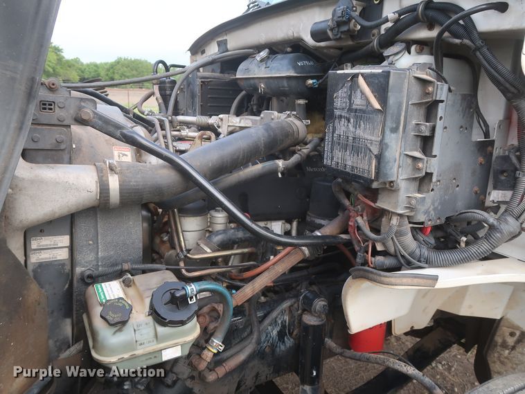 image for item HT9652 2005 Sterling Acterra  semi truck