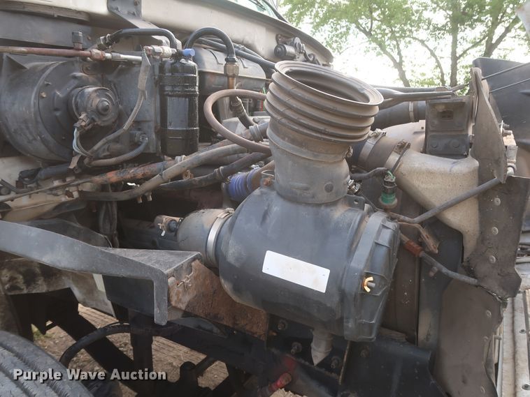 image for item HT9652 2005 Sterling Acterra  semi truck