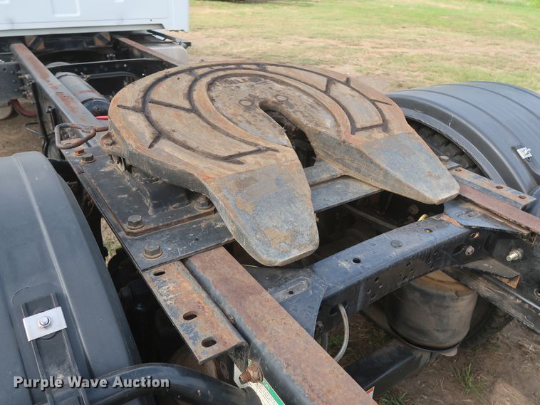 image for item HT9652 2005 Sterling Acterra  semi truck