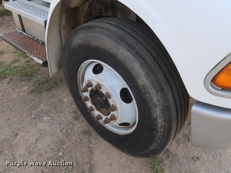 image for item HT9652 2005 Sterling Acterra  semi truck