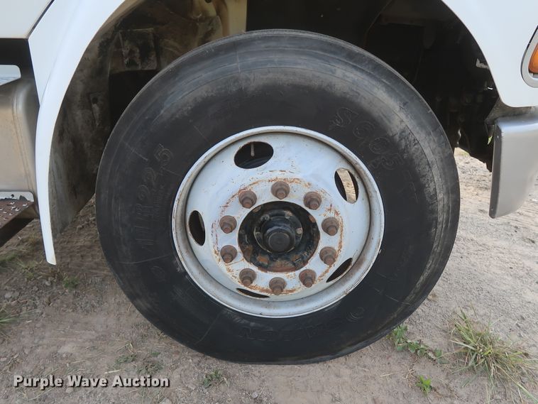 image for item HT9652 2005 Sterling Acterra  semi truck