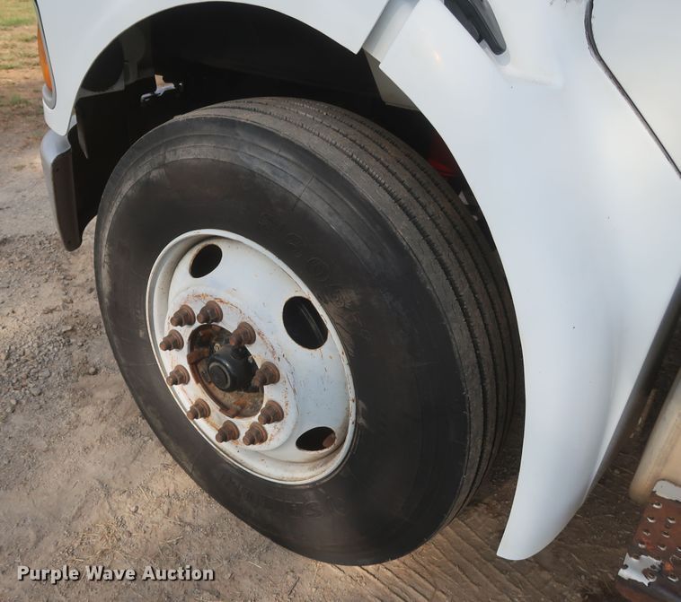 image for item HT9652 2005 Sterling Acterra  semi truck