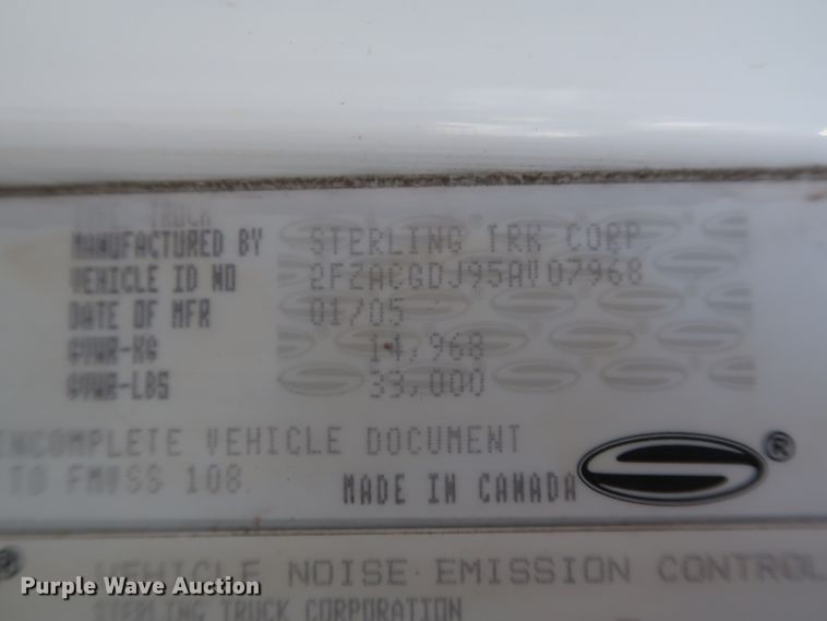 image for item HT9652 2005 Sterling Acterra  semi truck