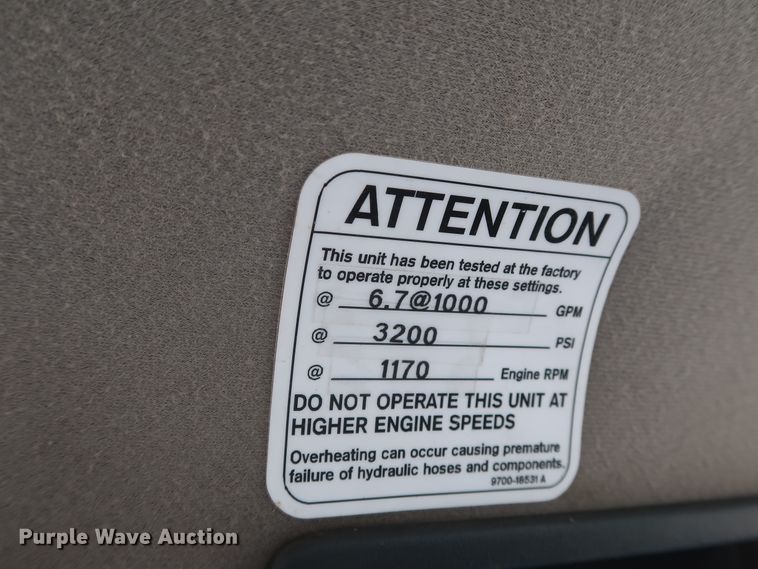 image for item HT9663 2006 Chevrolet C7500  bucket truck