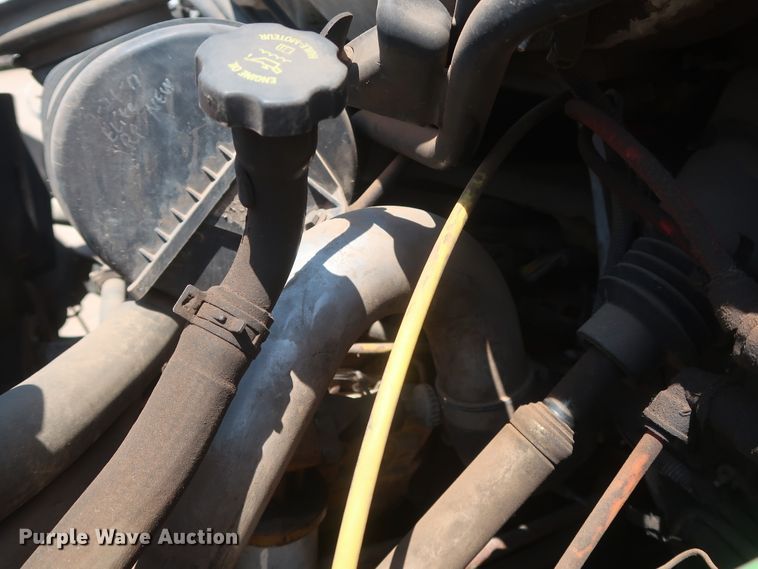 image for item HT9663 2006 Chevrolet C7500  bucket truck