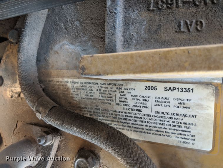 image for item HT9663 2006 Chevrolet C7500  bucket truck