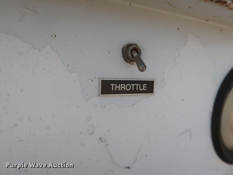 image for item HT9663 2006 Chevrolet C7500  bucket truck