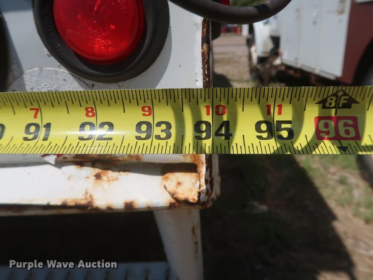 image for item HT9663 2006 Chevrolet C7500  bucket truck