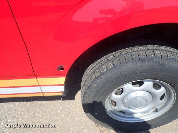 image for item DC1439 2013 Ford F150  SuperCrew pickup truck