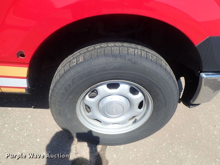 image for item DC1439 2013 Ford F150  SuperCrew pickup truck