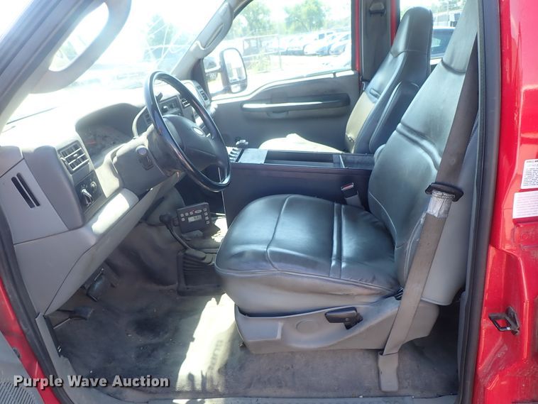 image for item DC1440 2004 Ford F550  Crew Cab utility truck