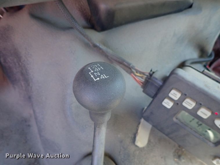 image for item DC1440 2004 Ford F550  Crew Cab utility truck