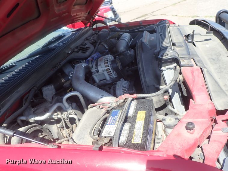 image for item DC1440 2004 Ford F550  Crew Cab utility truck