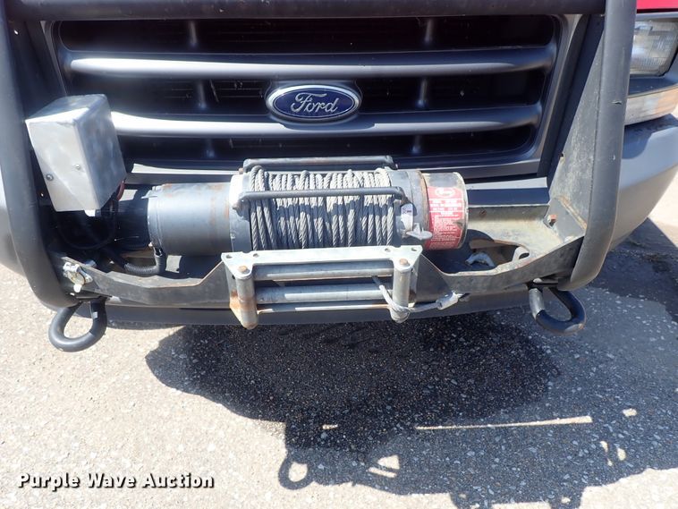 image for item DC1440 2004 Ford F550  Crew Cab utility truck