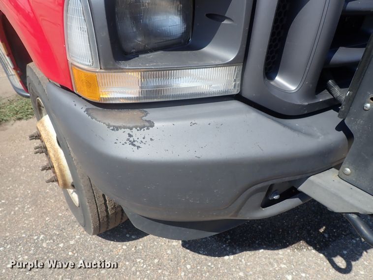 image for item DC1440 2004 Ford F550  Crew Cab utility truck