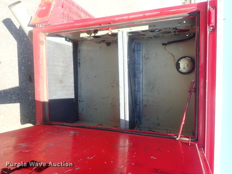 image for item DC1440 2004 Ford F550  Crew Cab utility truck