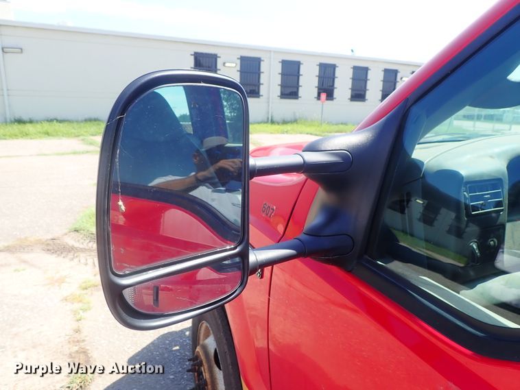 image for item DC1440 2004 Ford F550  Crew Cab utility truck