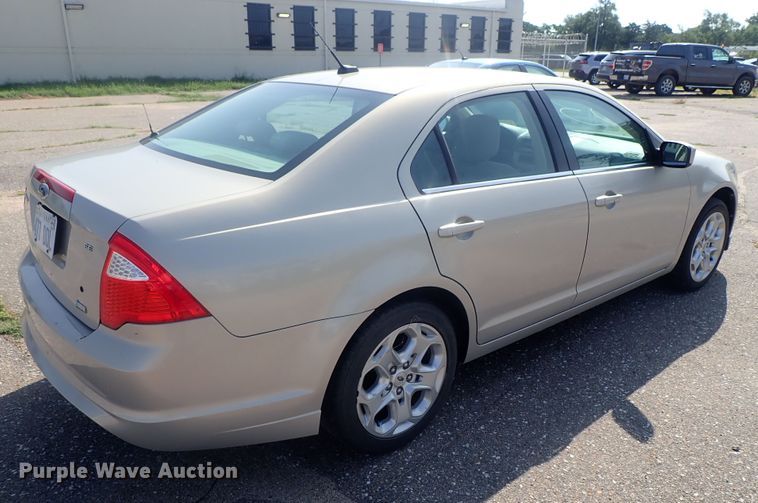 image for item DI4500 2010 Ford Fusion SE