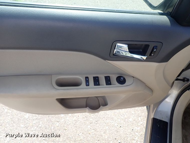 image for item DI4500 2010 Ford Fusion SE