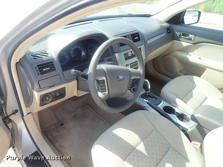 image for item DI4500 2010 Ford Fusion SE