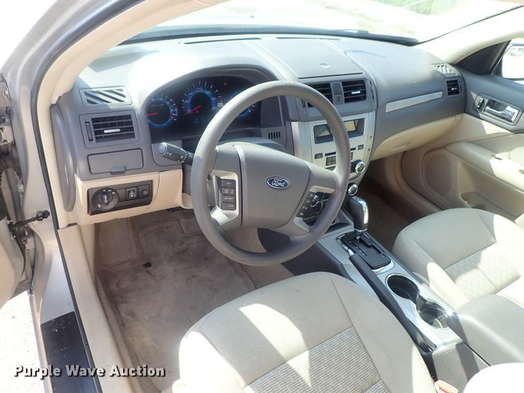 image for item DI4500 2010 Ford Fusion SE
