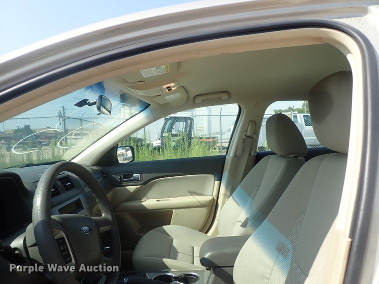 image for item DI4500 2010 Ford Fusion SE