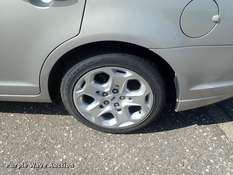 image for item DI4500 2010 Ford Fusion SE