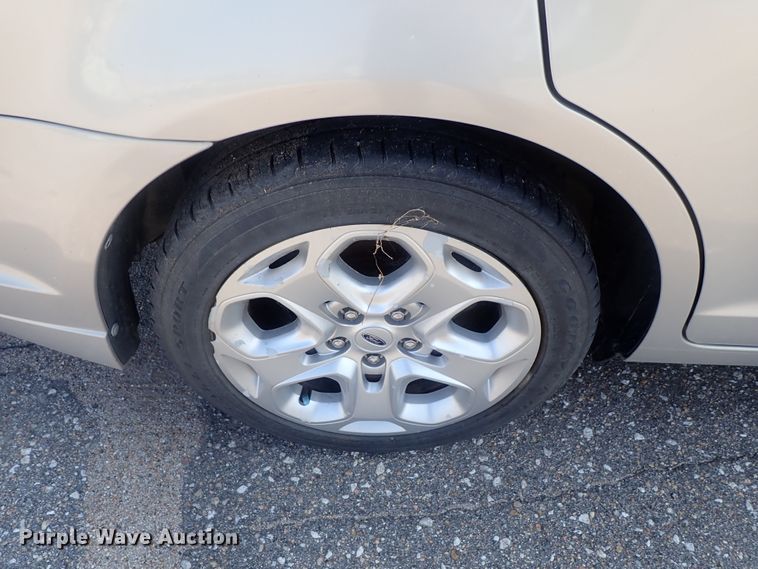 image for item DI4500 2010 Ford Fusion SE