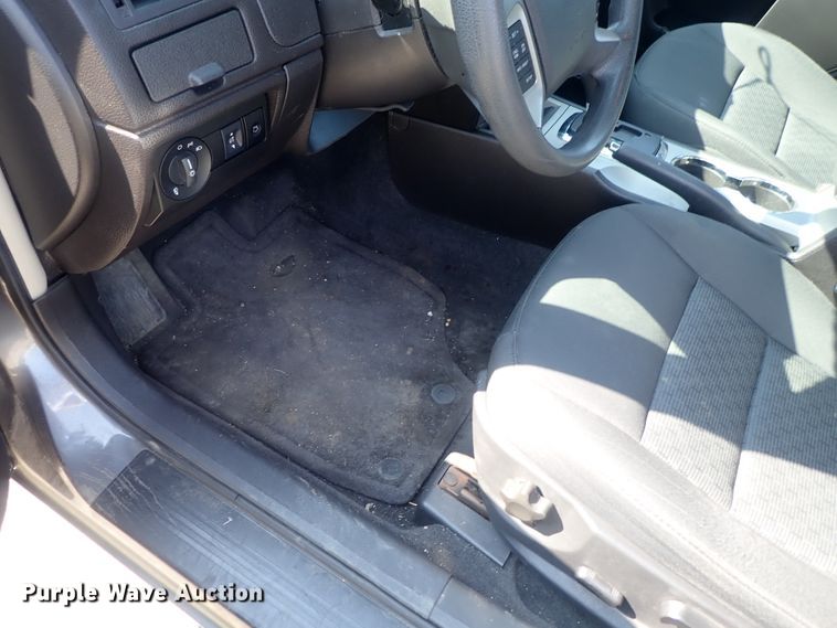 image for item DI4501 2010 Ford Fusion SE