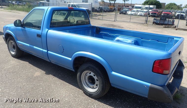 image for item DI4507 1997 Chevrolet S10  pickup truck