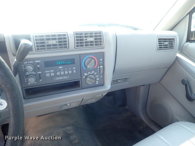 image for item DI4507 1997 Chevrolet S10  pickup truck