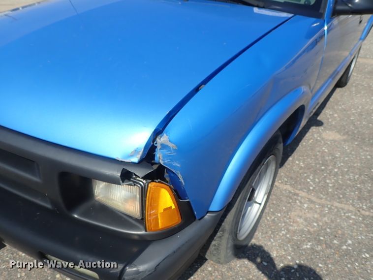 image for item DI4507 1997 Chevrolet S10  pickup truck