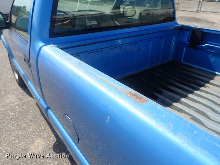 image for item DI4507 1997 Chevrolet S10  pickup truck
